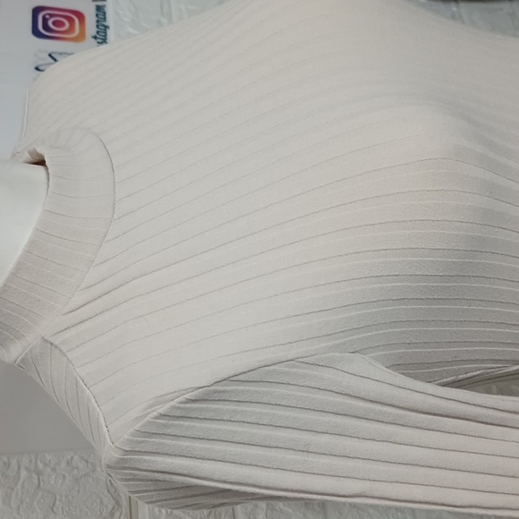 FOREVER 21 knitted trutle Neck dress - Picture 3 of 7